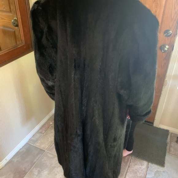 Real Minx fur coat - Picture 2 of 4
